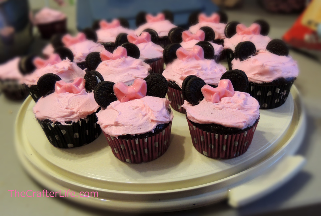 Minnie Mouse cupcakes