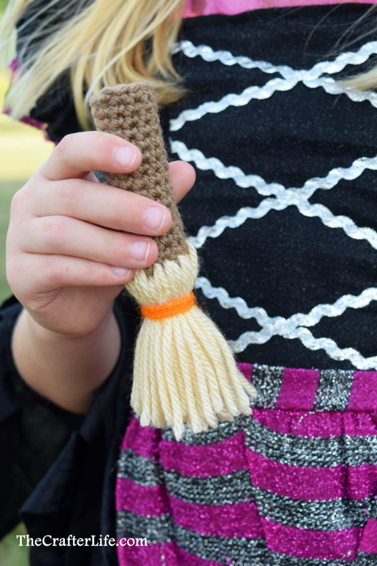 Broomstick Lip Balm Holder