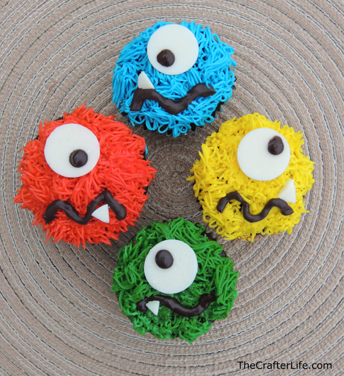 Monster Cupcakes – The Crafter Life