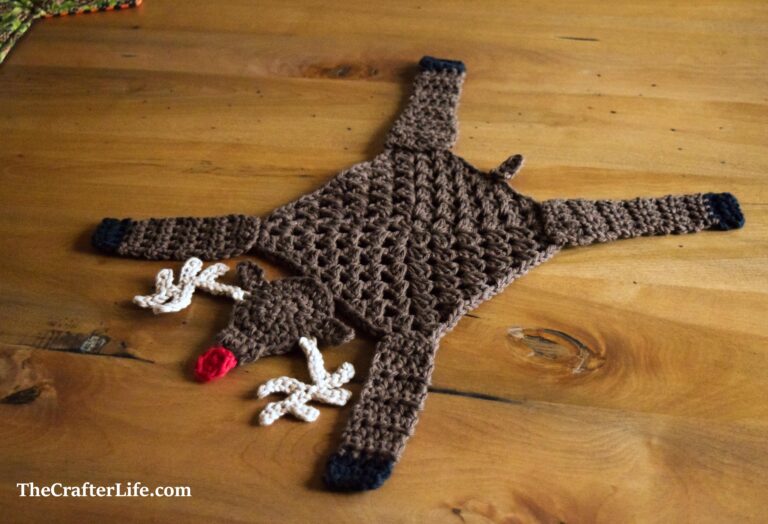 Granny's Revenge Reindeer Hot Pad