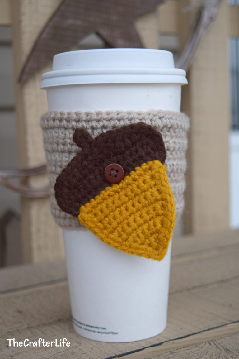 Acorn Button-On Appliqué